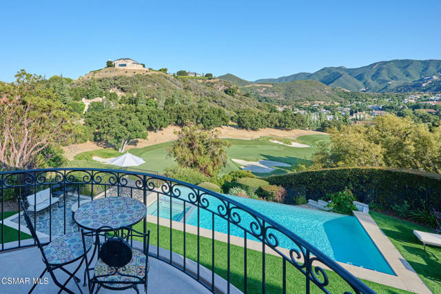 508 W Stafford Road, Thousand Oaks CA: https://media.crmls.org/mediaz/cd8392c6-c0f5-412e-ba07-1b190c32b64b.jpg
