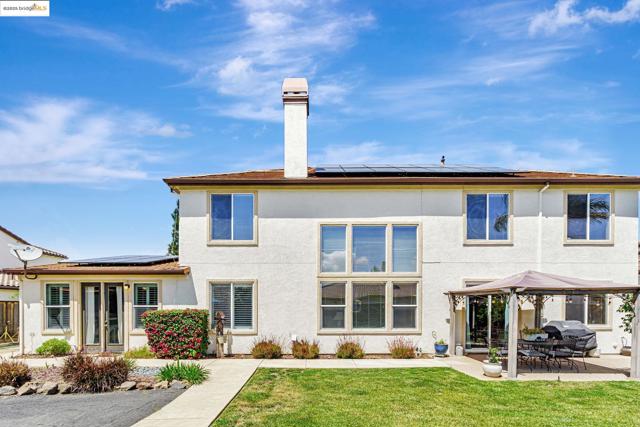 2480 Stanford Way, Antioch CA: https://media.crmls.org/mediaz/cd83d08c-eb50-4954-abd5-8b46b7d17320.jpg
