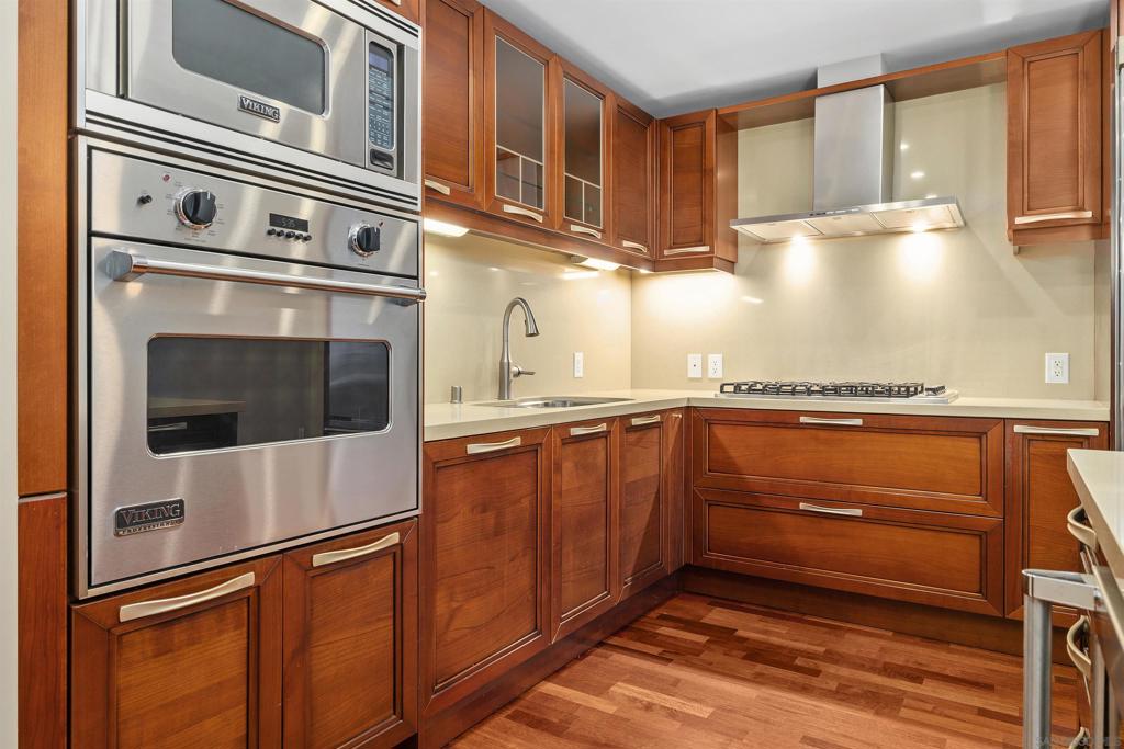 1325 Pacfiic Hwy. - photo 3