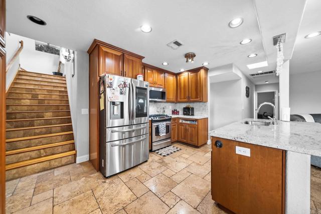 Image 13 of 49 For 10820 Dutton Drive