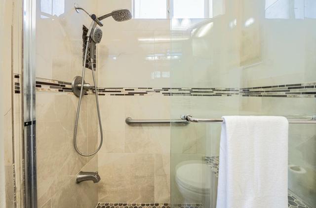 17945 Pesante Road, Salinas CA: https://media.crmls.org/mediaz/cd84f572-03ec-485e-8947-c87f3a2a589e.jpg