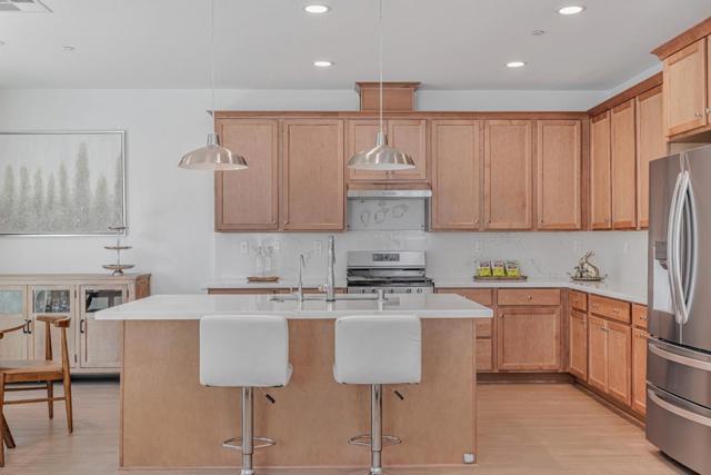 5565 Holly Bay Avenue, Dublin CA: https://media.crmls.org/mediaz/cd85250a-97e2-4dae-b86c-571d06e3e073.jpg