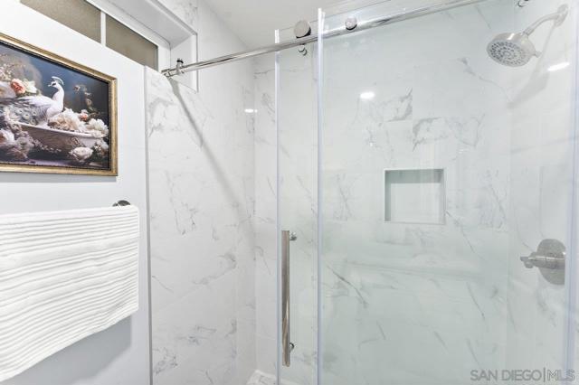5055 Collwood Blvd, San Diego CA: https://media.crmls.org/mediaz/cd8599ef-6bdd-4563-8190-345061570249.jpg