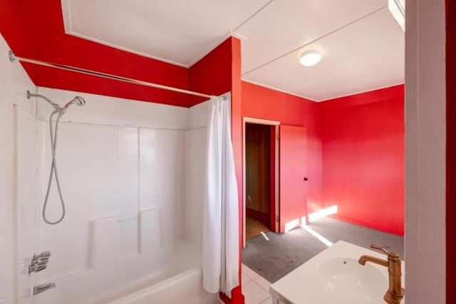 486 VAN BUREN ST, Monterey CA: https://media.crmls.org/mediaz/cd85decb-6e25-497a-9524-9e723ecebdd6.jpg