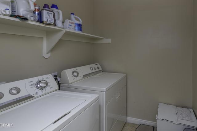 Detail Gallery Image 27 of 31 For 1927 Holt Rinehart Ave, Bakersfield,  CA 93311 - 3 Beds | 3 Baths