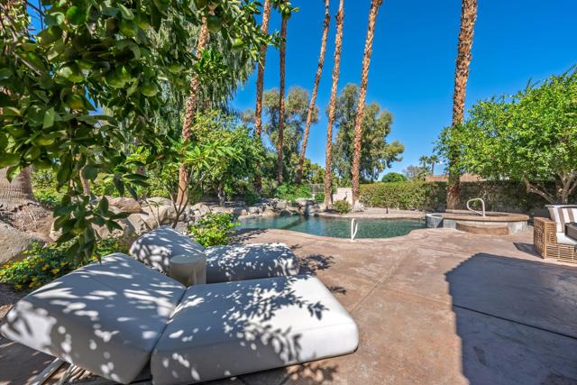 75720 Mclachlin Circle, Palm Desert CA: https://media.crmls.org/mediaz/cd860644-5070-41d2-b9b1-9cd23e865001.jpg