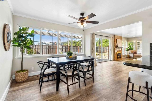 Image 12 of 58 For 38011 Temple Way