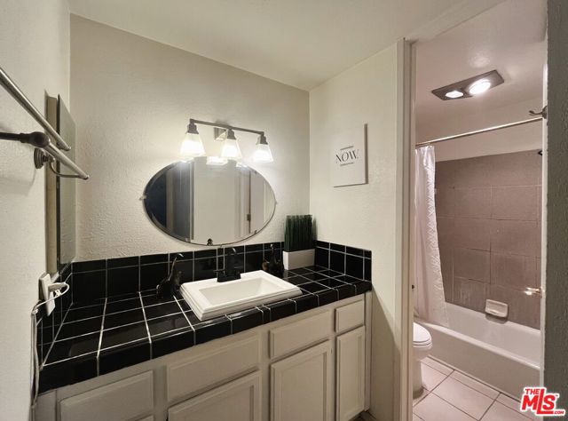 5950 Canterbury Drive, C211 photo 7