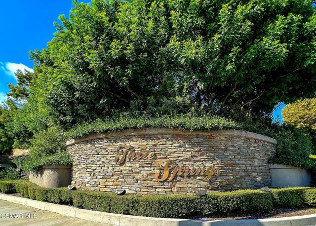 3041 Three Springs Drive, Westlake Village CA: https://media.crmls.org/mediaz/cd8a8330-e36e-493b-8802-8dc5fefd4707.jpg