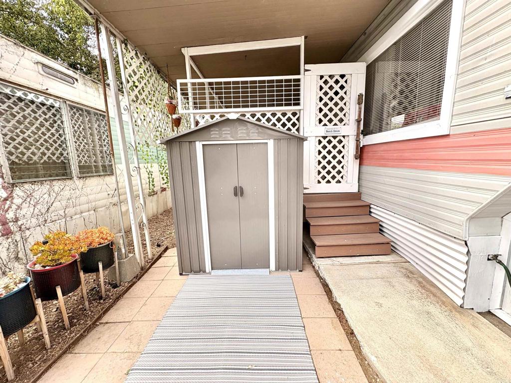 523 Vulcan Avenue - photo 13