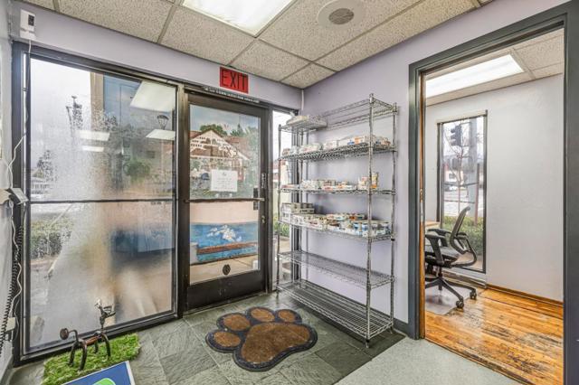 10012 N Foothill Boulevard, Cupertino CA: https://media.crmls.org/mediaz/cd8ad58a-7e7d-4ea0-8362-6ba200456597.jpg