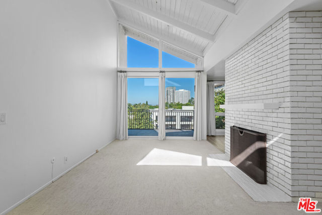 1340 S Beverly Glen Boulevard, Los Angeles CA: https://media.crmls.org/mediaz/cd8bafd0-aede-4fa8-8874-2cdaa53ad095.jpg