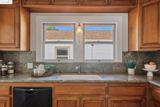 148 Estabrook, San Leandro CA: https://media.crmls.org/mediaz/cd8c875b-b248-4354-9102-18a6584570fe.jpg