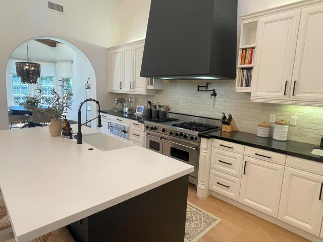 Detail Gallery Image 11 of 29 For 7083 Calle Portone, Rancho Santa Fe,  CA 92091 - 3 Beds | 3/1 Baths