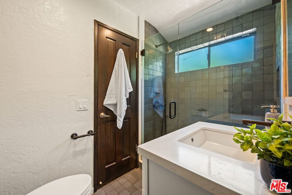 MLS #26869261 image #32