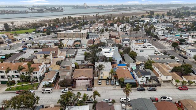 5130 Long Branch Avenue, Ocean Beach (San Diego) CA: https://media.crmls.org/mediaz/cd8dcde3-251f-4cbc-8040-8ea3e63a425d.jpg