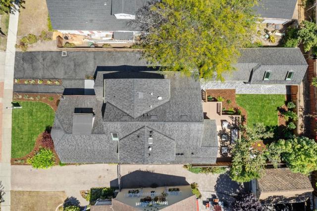 2205 Adeline Drive, Burlingame CA: https://media.crmls.org/mediaz/cd8dec72-32fc-48f9-b83a-c1eafa7883ab.jpg