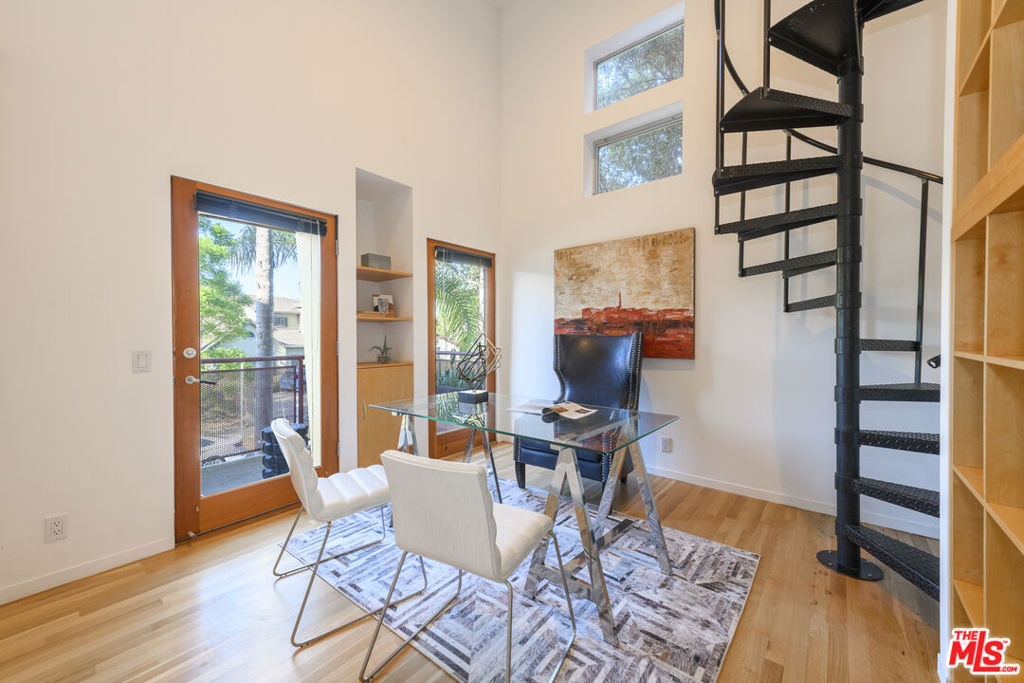 12236 LAUREL TERRACE DriveStudio City img 11