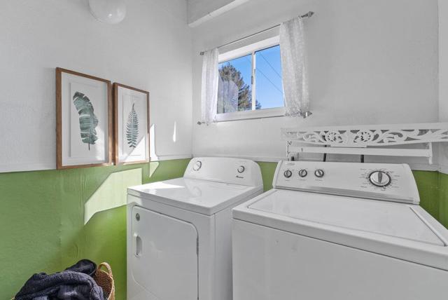 500 Valencia School Road, Aptos CA: https://media.crmls.org/mediaz/cd905e46-61ea-473e-a689-a8c672456267.jpg
