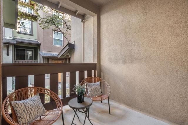 663 Modern Ice Drive, San Jose CA: https://media.crmls.org/mediaz/cd906664-efb8-4c5c-ac65-8fcd16c33c2b.jpg