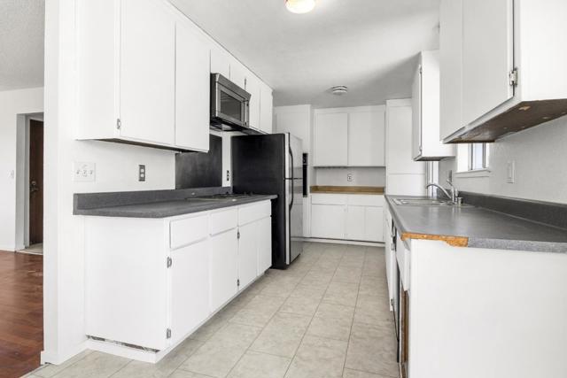 2158 17th Avenue, Santa Cruz CA: https://media.crmls.org/mediaz/cd91ca1e-faea-499a-87bd-3efa87154675.jpg
