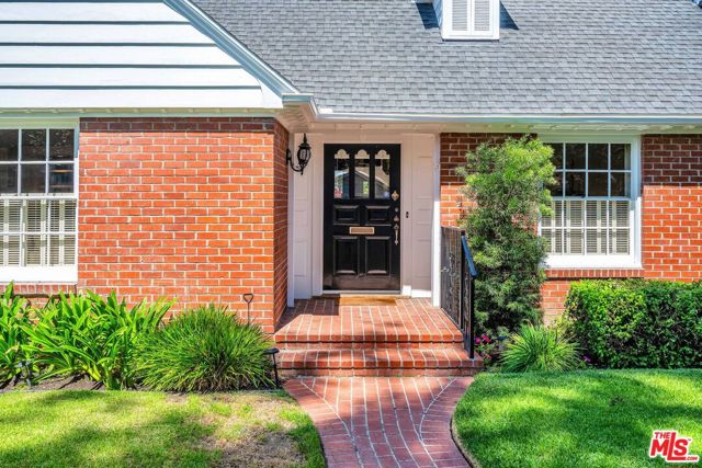 3 Bed Home for Sale in Sherman Oaks, California