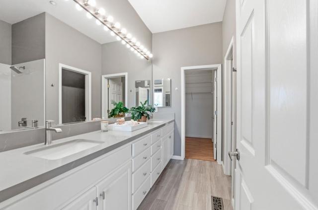 134 Cliff Swallow Court, Brisbane CA: https://media.crmls.org/mediaz/cd92e537-c8df-4c08-b95a-0993188770ed.jpg