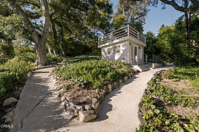 1460 Virginia Road, San Marino CA: https://media.crmls.org/mediaz/cd9358f4-eec7-457d-a3cb-ea40d1322a32.jpg