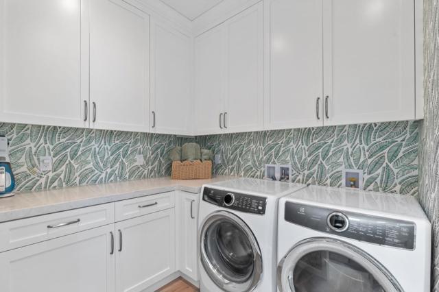 378 Felton Drive, Menlo Park CA: https://media.crmls.org/mediaz/cd93e604-df7a-406f-894c-8ec88f3eaa2d.jpg