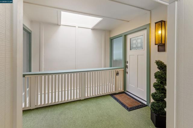 1161 Leisure Ln, Walnut Creek CA: https://media.crmls.org/mediaz/cd94291a-da03-43d2-b0cd-5e3ea223a66f.jpg