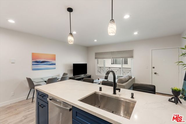 2721 2nd Street, Santa Monica CA: https://media.crmls.org/mediaz/cd945c19-6a66-4a3d-a524-2950d517b973.jpg