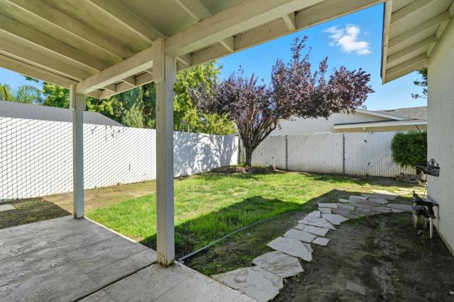 2016 Westboro Lane, Manteca CA: https://media.crmls.org/mediaz/cd94b6ed-f3d6-4889-bac8-860b9bd35eba.jpg