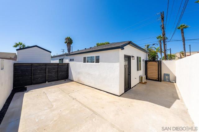 622 26 I Street, Chula Vista CA: https://media.crmls.org/mediaz/cd955ddb-f8b7-4675-b539-bb61246288f0.jpg