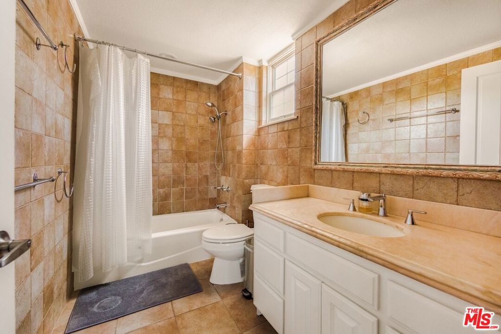 MLS #26875713 image #26