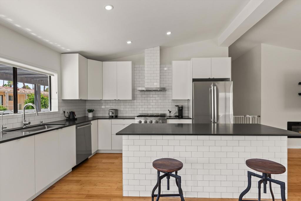 MLS #219149313DA image #3