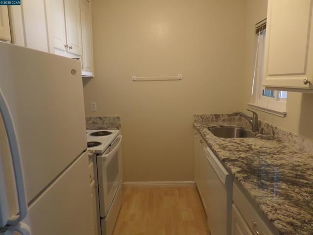 1731 Ellis st, Concord CA: https://media.crmls.org/mediaz/cd980f63-0c14-449f-8efa-f10edbf6280d.jpg