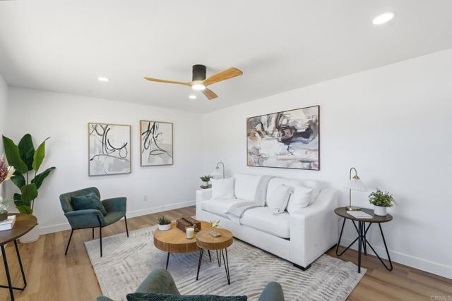 Detail Gallery Image 13 of 47 For 702 4 Oaklawn Ave, Chula Vista,  CA 91910 - – Beds | – Baths