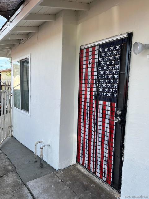 6431 37 Madrone Ave, San Diego CA: https://media.crmls.org/mediaz/cd984733-dceb-49c1-bb90-42732eb58fe0.jpg