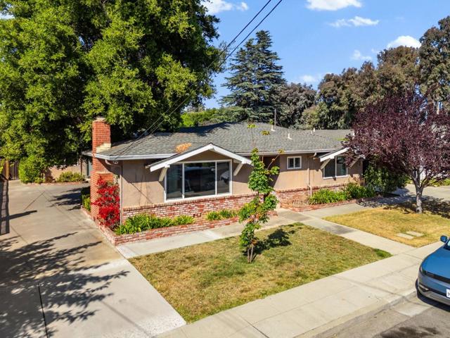 12 Church Street, Mountain View CA: https://media.crmls.org/mediaz/cd9b45bf-802b-4bb6-b5fb-746a6043076e.jpg