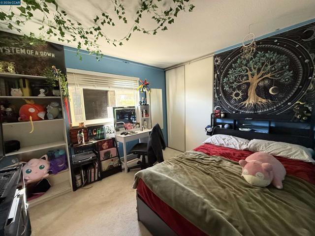 2132 Misty Ct, Pittsburg CA: https://media.crmls.org/mediaz/cd9bdf64-533e-48d3-9e99-e9a7856b9088.jpg