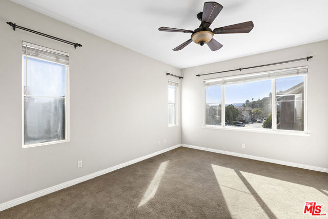 30319 Cedar Oak Lane, Castaic CA: https://media.crmls.org/mediaz/cd9c2ac1-ea9d-45e1-b1ff-c76c7be66ccd.jpg