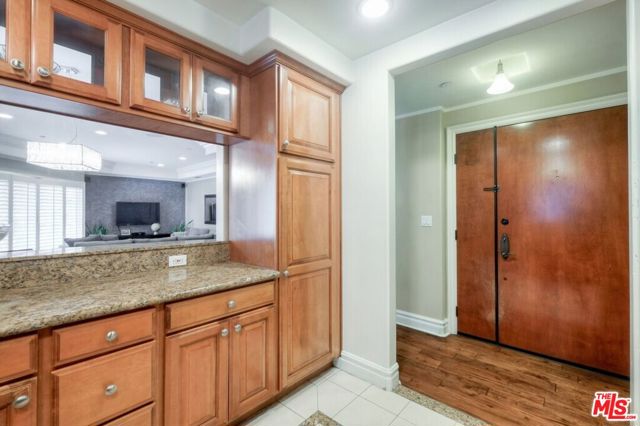 11578 Iowa Avenue, Los Angeles CA: https://media.crmls.org/mediaz/cd9c6502-ffbf-4149-bcb7-590d8aefd956.jpg