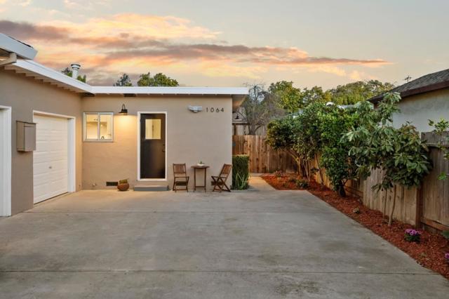 1064 15th Avenue, Redwood City CA: https://media.crmls.org/mediaz/cd9cb4b8-7b12-43a6-b711-216a79111ebd.jpg