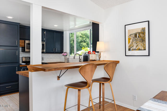304 Mesa Lila Road, Glendale CA: https://media.crmls.org/mediaz/cd9d6be3-7c20-45b0-babc-7660f50dde3c.jpg
