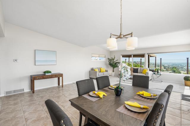 3539 Mount Laurence Dr, San Diego CA: https://media.crmls.org/mediaz/cd9de1cd-8619-4550-a236-e69bfc864ac1.jpg