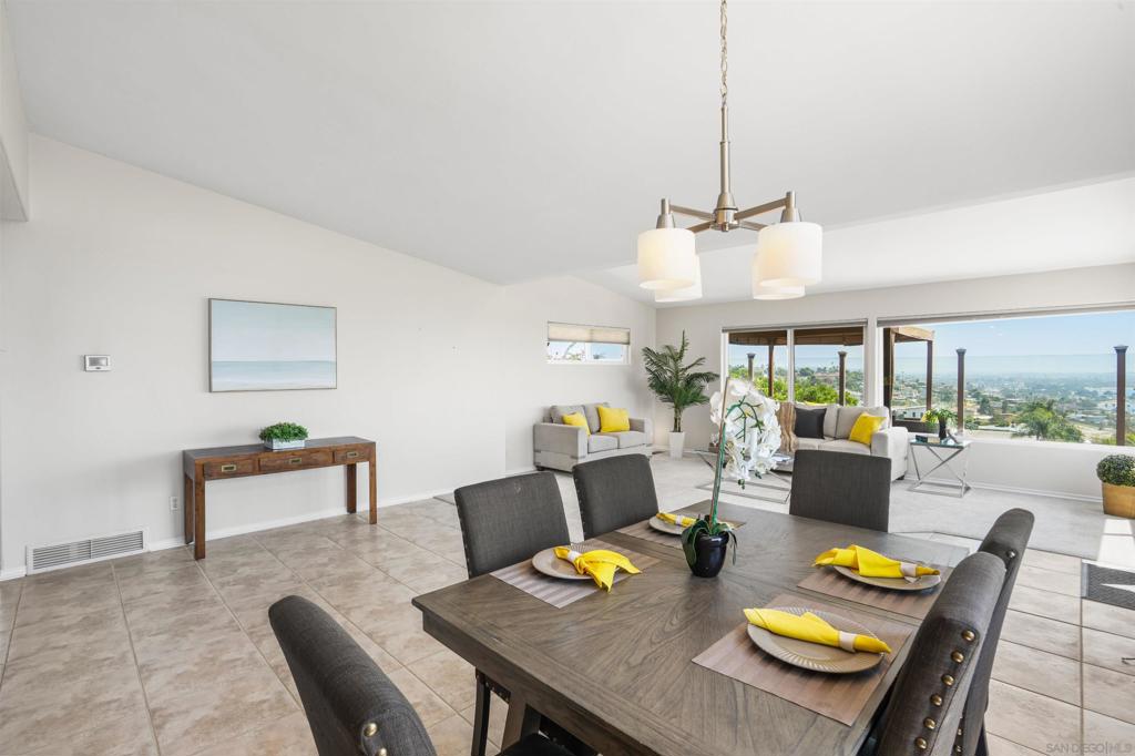 MLS #250035696SD image #6