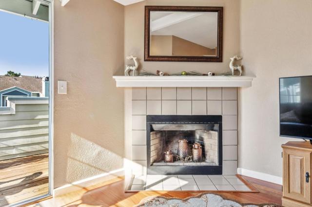 175 Troon Way, Half Moon Bay CA: https://media.crmls.org/mediaz/cda17480-b01b-4fed-8687-6e90ef6fb706.jpg