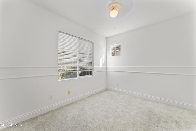 186 Parkside Drive, Simi Valley CA: https://media.crmls.org/mediaz/cda22e6a-077a-4631-8f64-cbcdf13b96b9.jpg