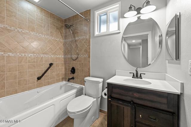 842 Catlin Street, Simi Valley CA: https://media.crmls.org/mediaz/cda3a44d-87f2-491f-b562-00a758227750.jpg