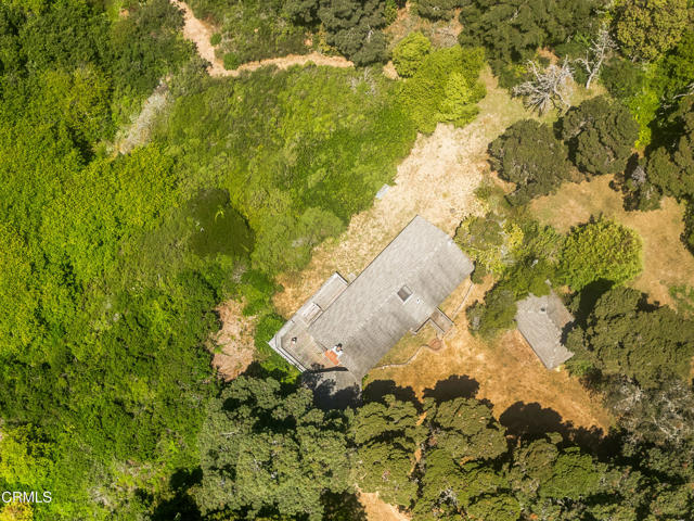 16920 Ocean Drive, Fort Bragg CA: https://media.crmls.org/mediaz/cda4bfc1-5db5-48f8-9552-5c3b27e09a9f.jpg